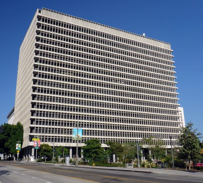 1280px-Clarashortridgefoltzcriminaljusticecenter (1)