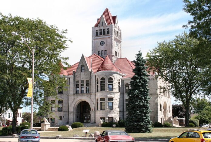 1280px-Fulton_County_Courthouse_in_Rochester