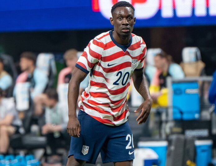 1920px-Folarin_Balogun_USMNT_v_Belgium_Mar_28_2026-109 (2)