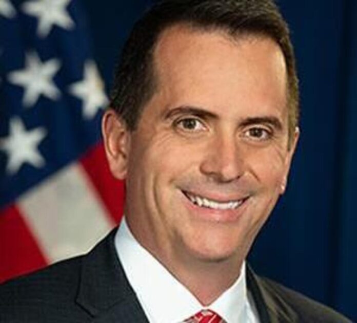 Jonathan_Fahey_Acting_ICE_director_Portrait_Photo (2)