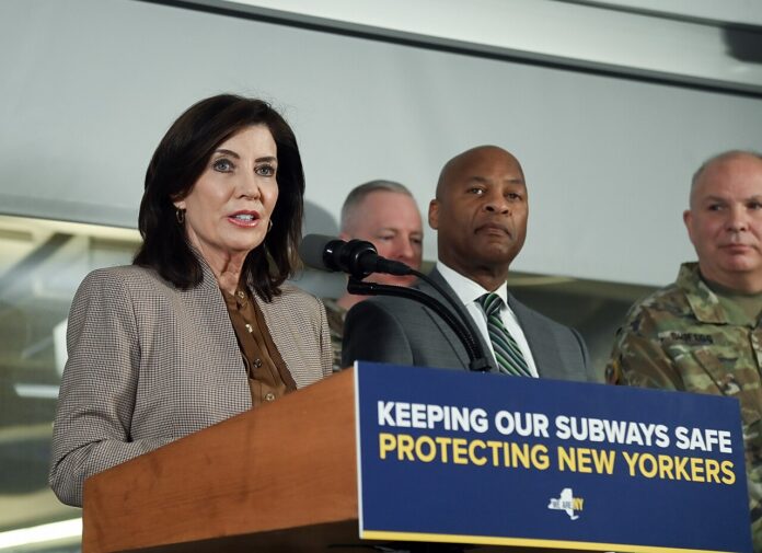 1280px-Governor_Hochul_Announces_Five-Point_Plan_to_Protect_New_Yorkers_on_the_Subway Governor_Hochul_