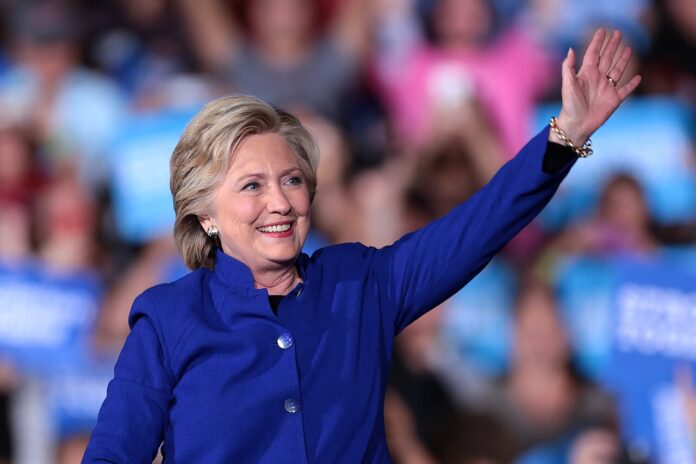 1280px-Hillary_Clinton_(30648676192) Hillary_Clinton