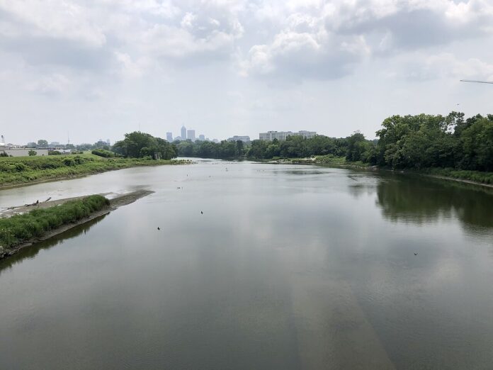 1280px-White_River_West_Fork_Indianapolis White_River