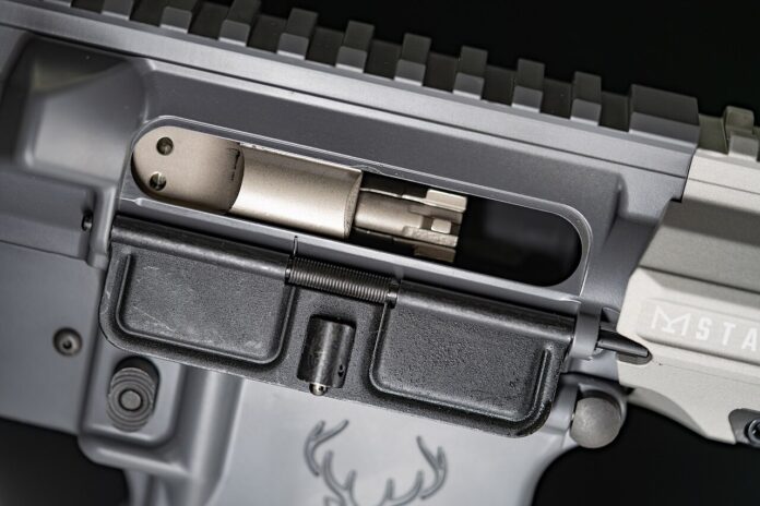 AR-15_Dust_Cover_Open_-_Rifle_Bolt_-_BCG
