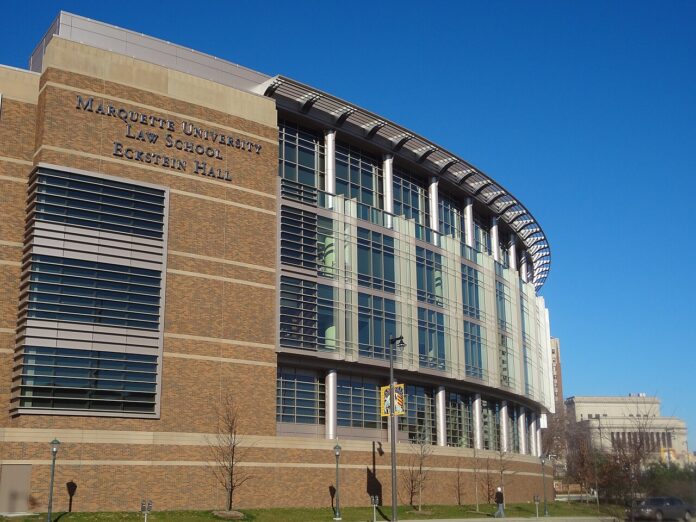 Marquette_University_Law_School,_Milwaukee_Courthouse