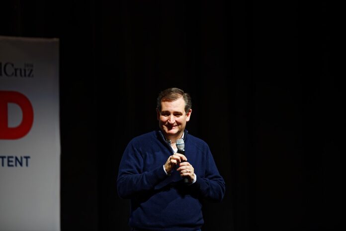 Senator_of_Texas_Ted_Cruz_at_Kuhner_Town_Hall_in_New_Hampshire_on_February_3rd,_2016_by_Michael_Vadon_12 Ted_Cruz