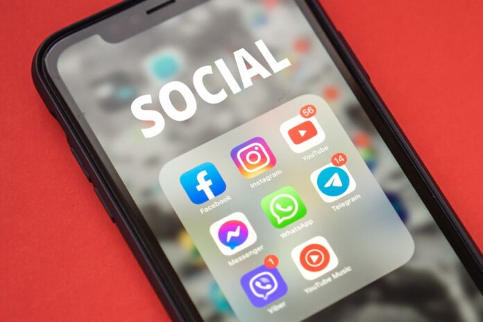 pexels-freestockpro-9822748 (1) Social Media